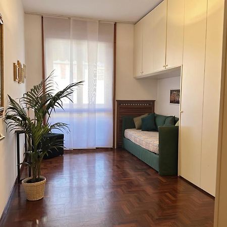 Emeraldway - Bellissimo Appartamento In Zona Sempione-Tre Torri Milano Dış mekan fotoğraf