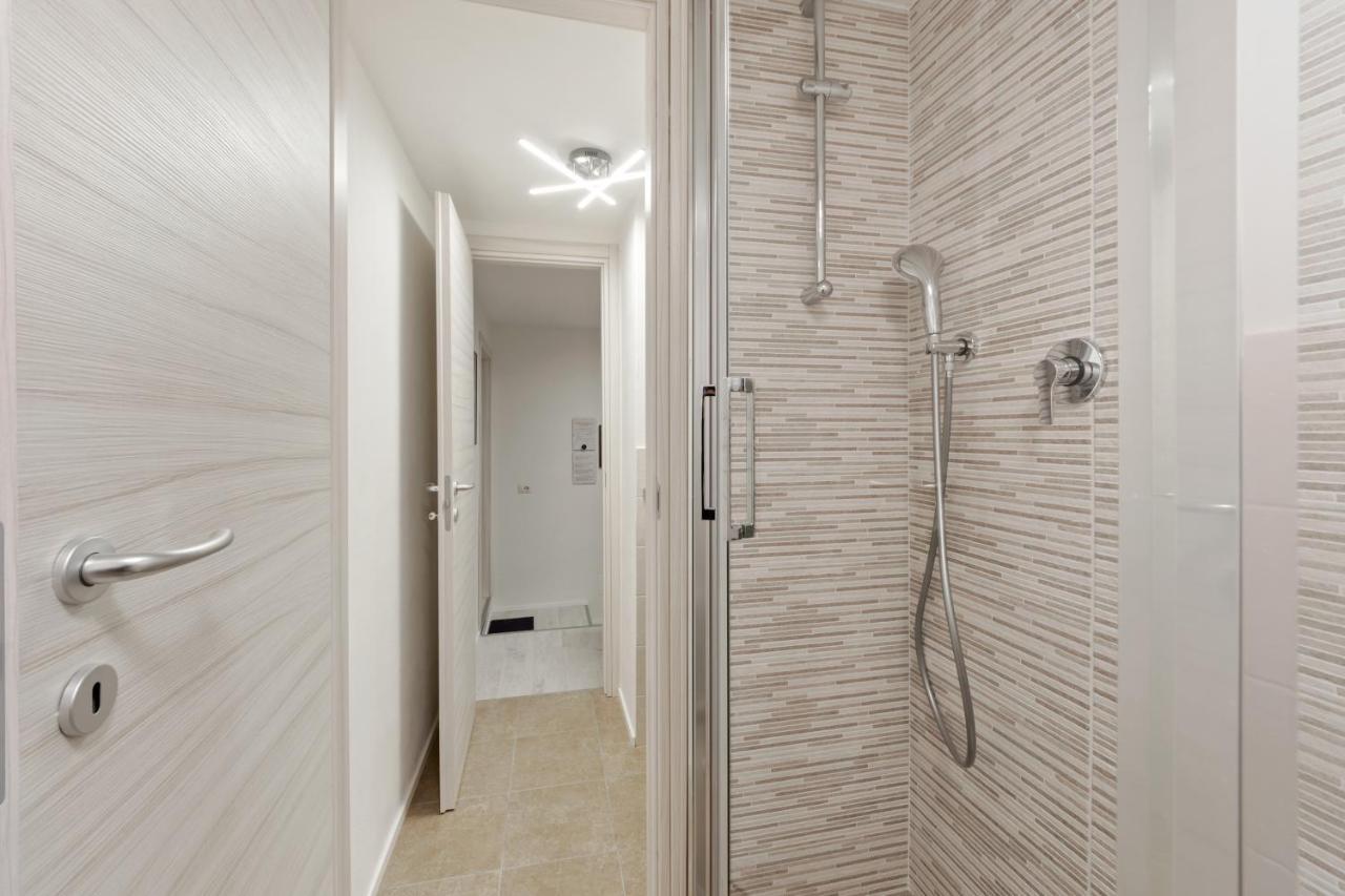 Emeraldway - Bellissimo Appartamento In Zona Sempione-Tre Torri Milano Dış mekan fotoğraf