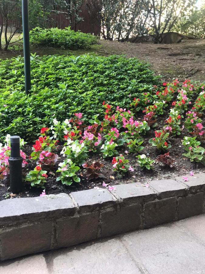 Emeraldway - Bellissimo Appartamento In Zona Sempione-Tre Torri Milano Dış mekan fotoğraf